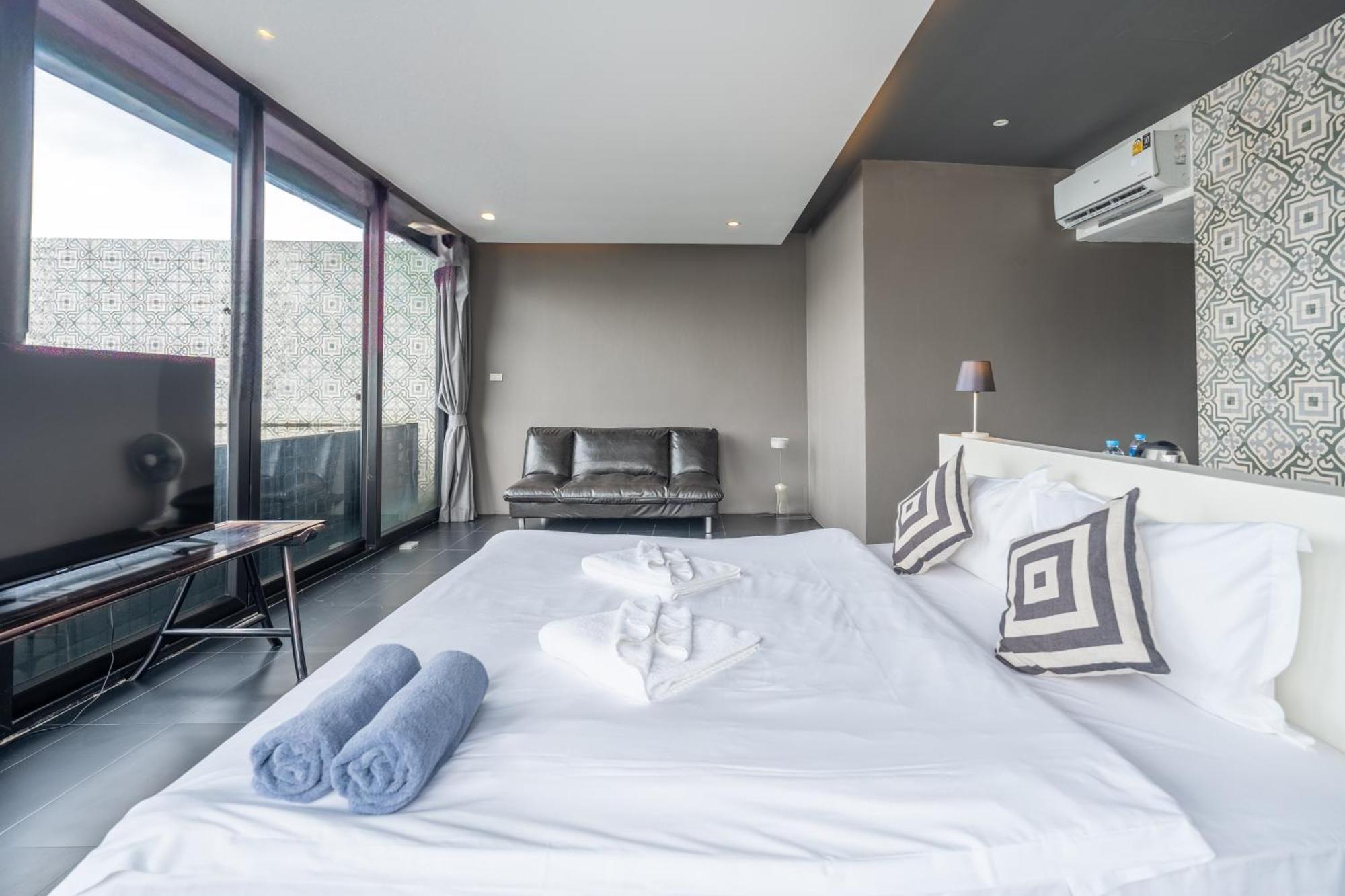 See Sea Villa Hotel Patong Extérieur photo