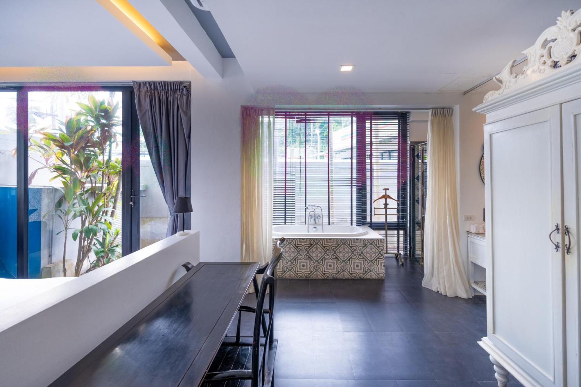 See Sea Villa Hotel Patong Extérieur photo